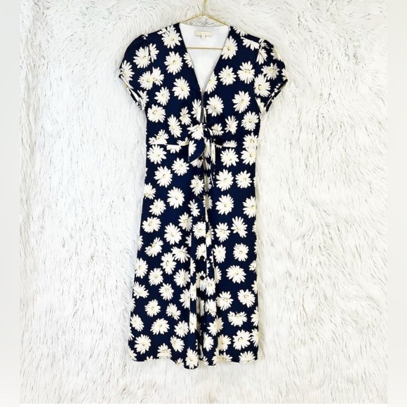 Maje Floral V-Neck Dress Blue Silk Blend Knee Length Short Sleeve Women - Picture 2 of 2